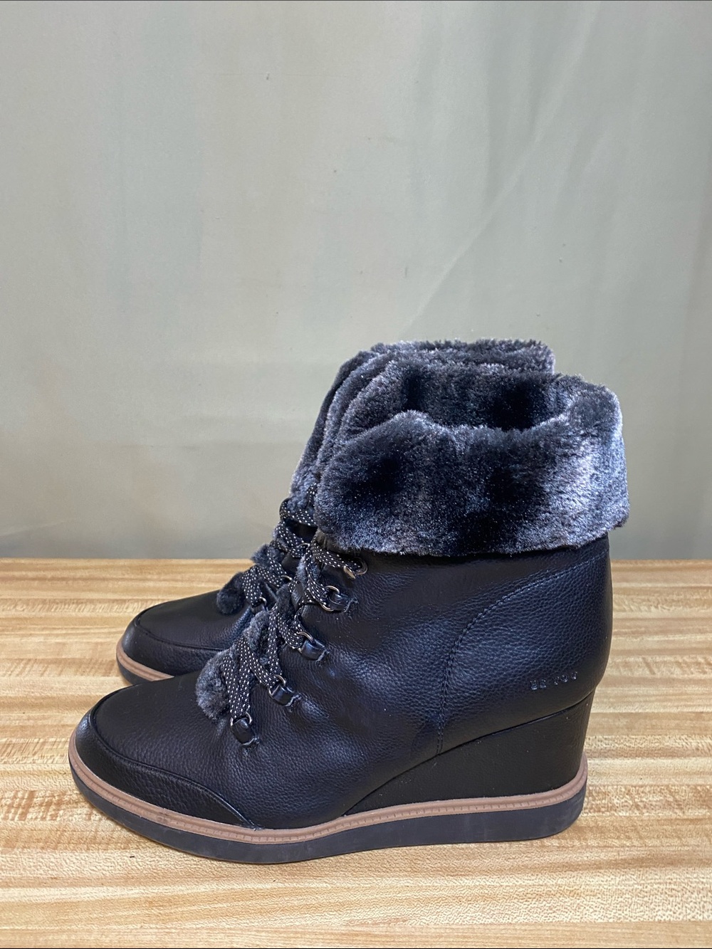 Dr .Scholl’s J Furry Ankle Wedge Booties Black Faux Fur Trim Women 9.5 M